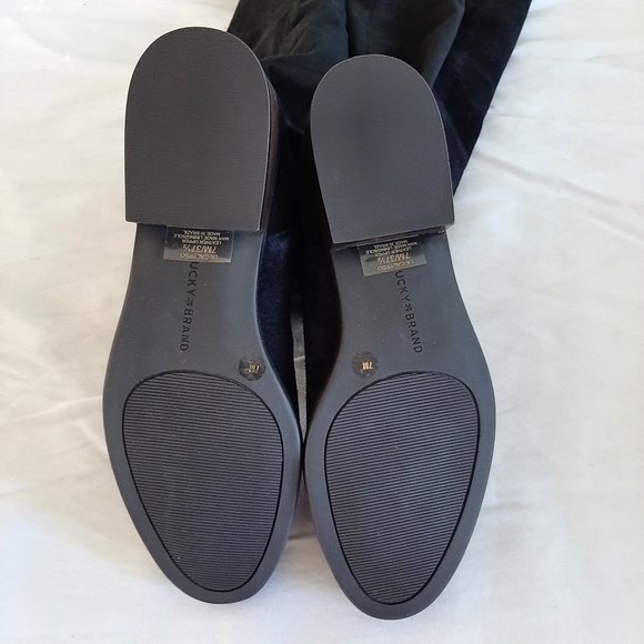 Lucky Brand, LK-Calypso, Black Oiled Suede Boots, size 7M New - Picture 4 of 10